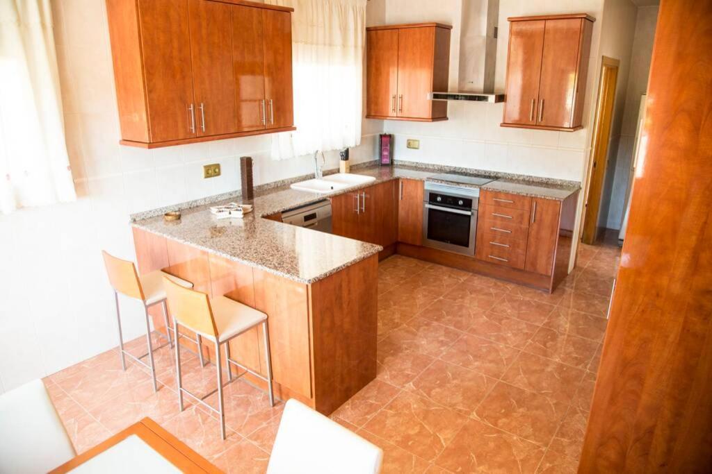 Willa Casa Bella Con Piscina Caldes De Montbui Zewnętrze zdjęcie