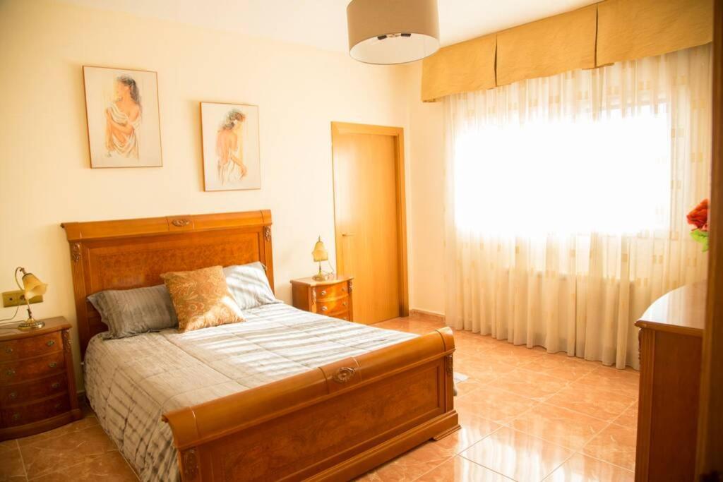 Willa Casa Bella Con Piscina Caldes De Montbui Zewnętrze zdjęcie