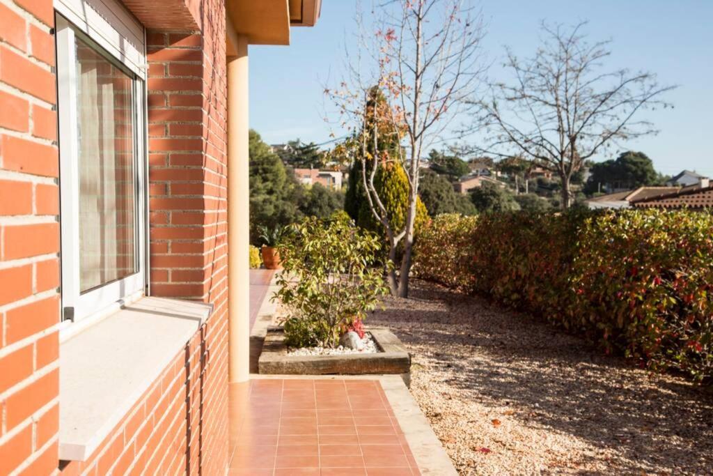 Willa Casa Bella Con Piscina Caldes De Montbui Zewnętrze zdjęcie