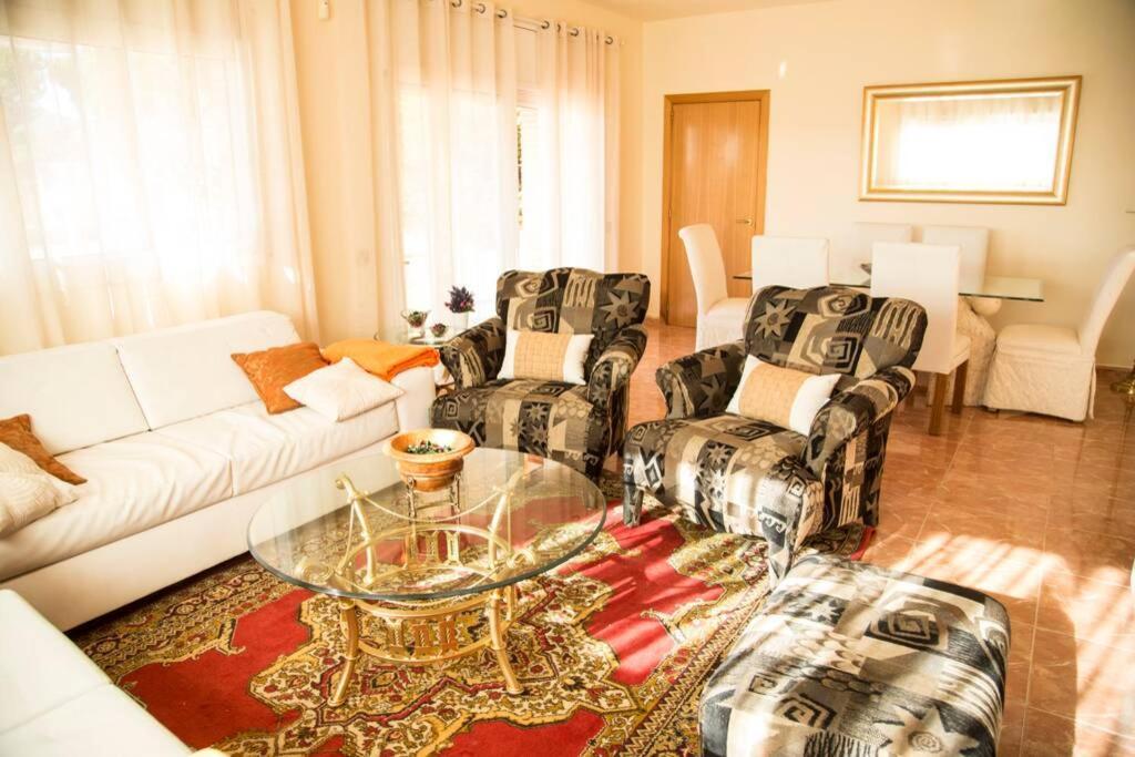 Willa Casa Bella Con Piscina Caldes De Montbui Zewnętrze zdjęcie