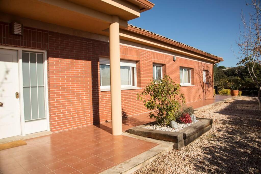 Willa Casa Bella Con Piscina Caldes De Montbui Zewnętrze zdjęcie