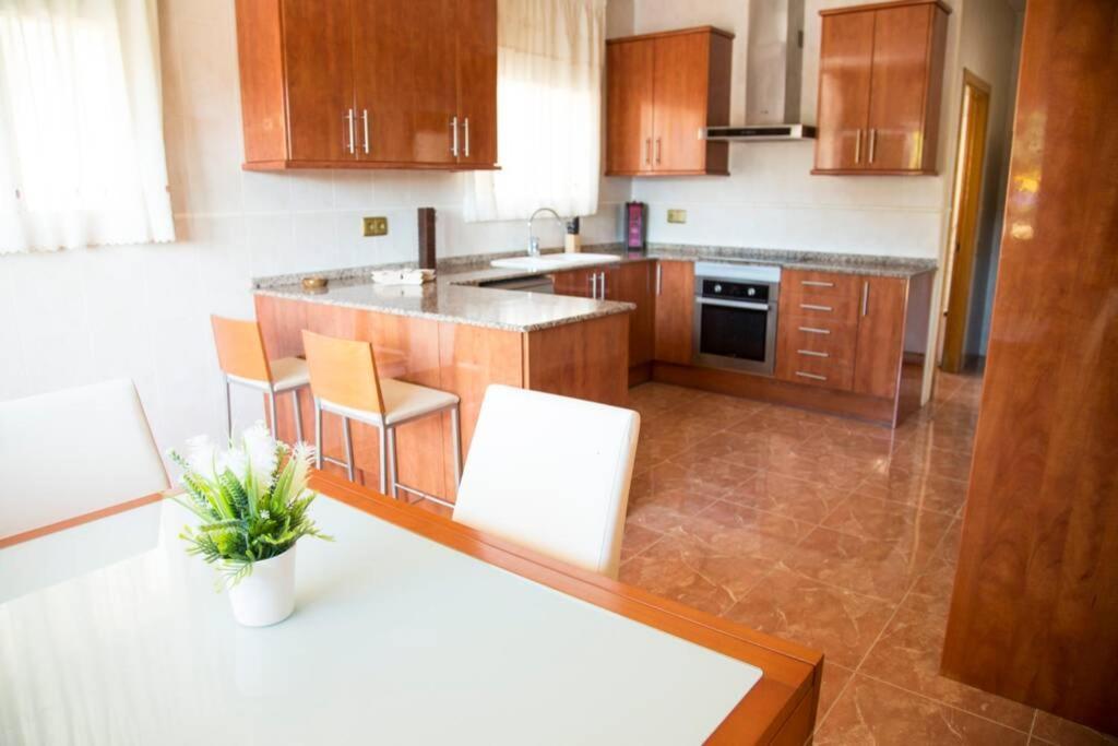 Willa Casa Bella Con Piscina Caldes De Montbui Zewnętrze zdjęcie