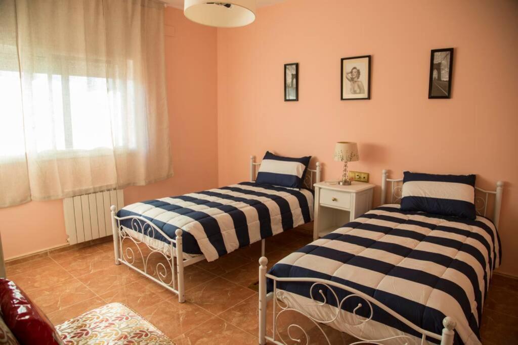Willa Casa Bella Con Piscina Caldes De Montbui Zewnętrze zdjęcie